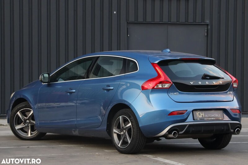 Volvo V40